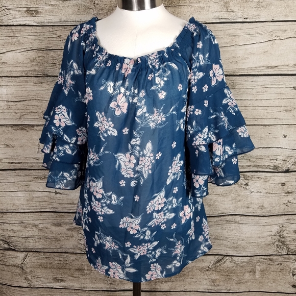 New Glory Blue Floral Top Size Medium.Pit to pit approx:  19 inches Right sho - Picture 1 of 8
